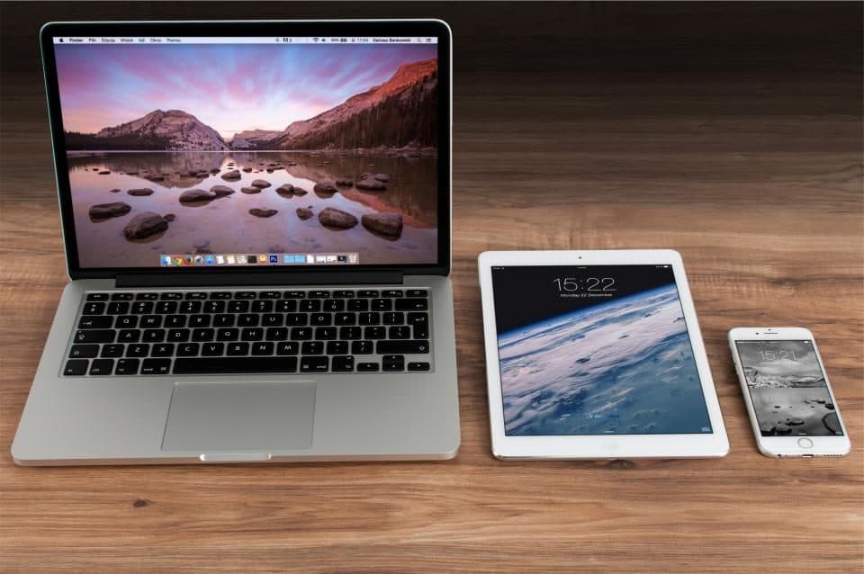 Dizüstü bilgisayar, tablet ve akıllı telefon